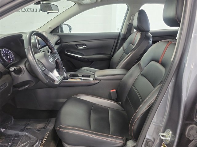 Used 2022 Nissan Sentra SR w/ SR Premium Package image 8