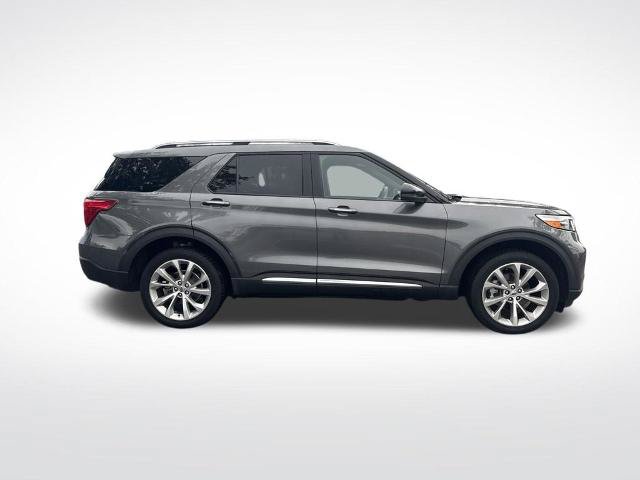 Certified 2023 Ford Explorer Platinum w/ Technology Package AWD/4WD image 4