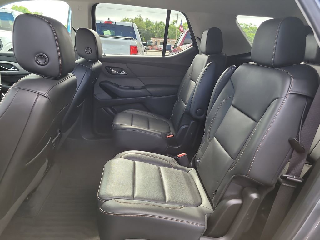 Used 2019 Chevrolet Traverse LT FWD image 12