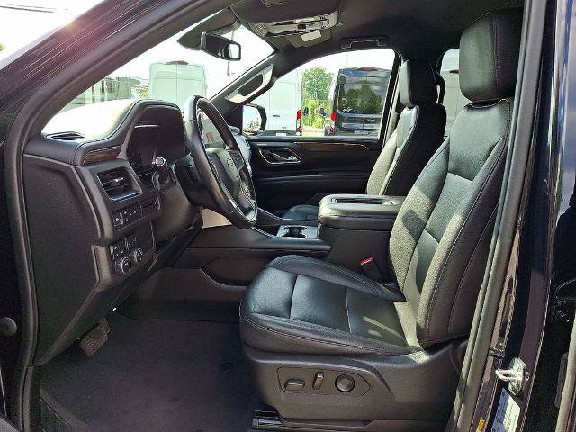 Used 2022 Chevrolet Suburban LT AWD/4WD image 14