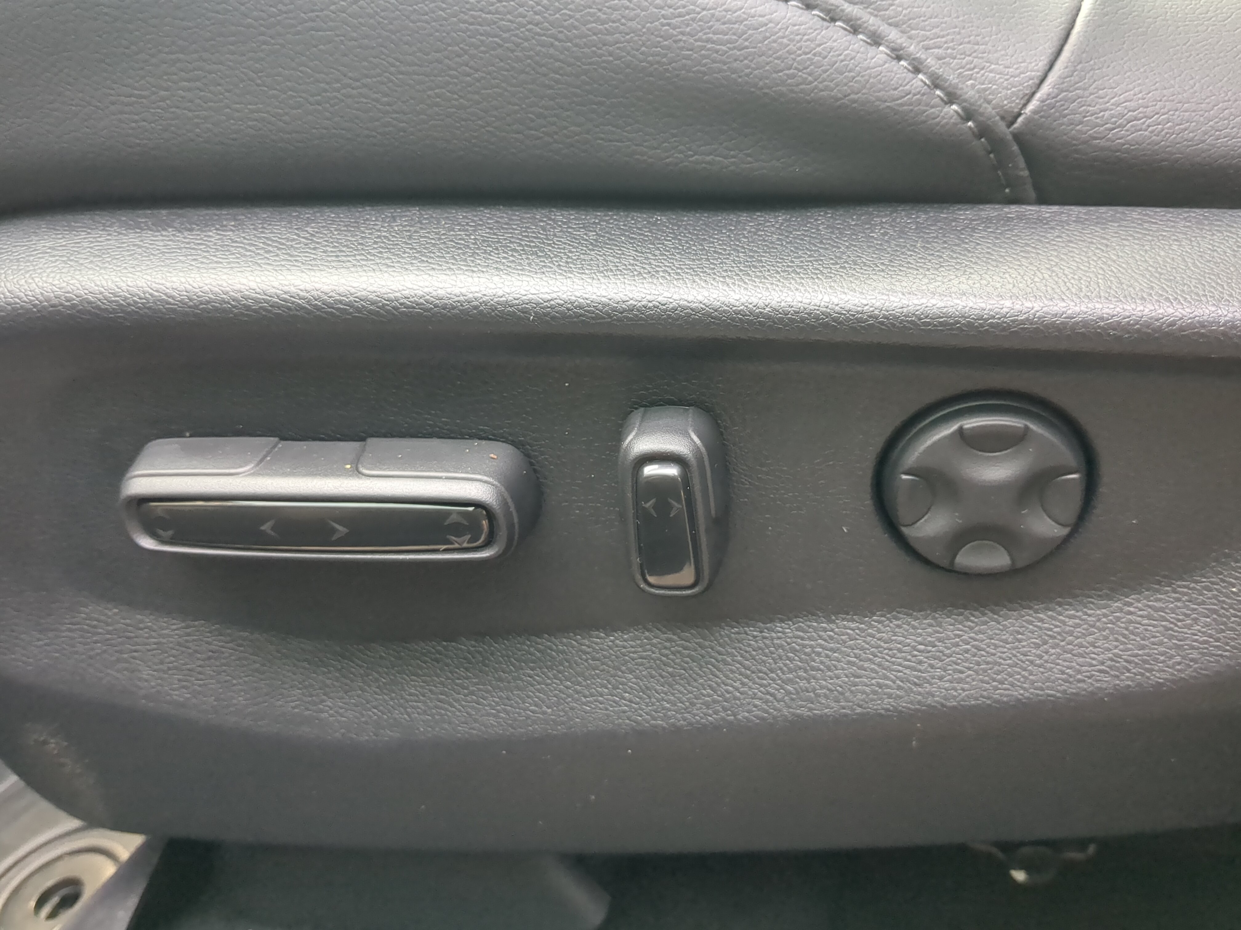 Used 2022 Honda CR-V Touring image 29