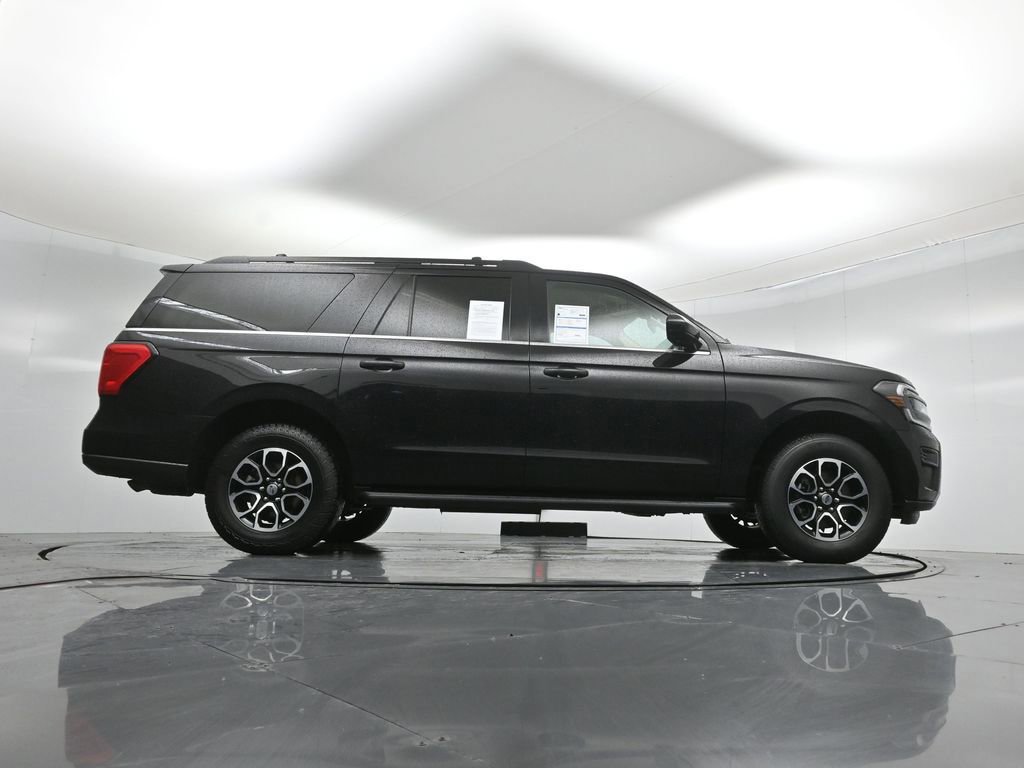 Certified 2024 Ford Expedition Max XLT image 10