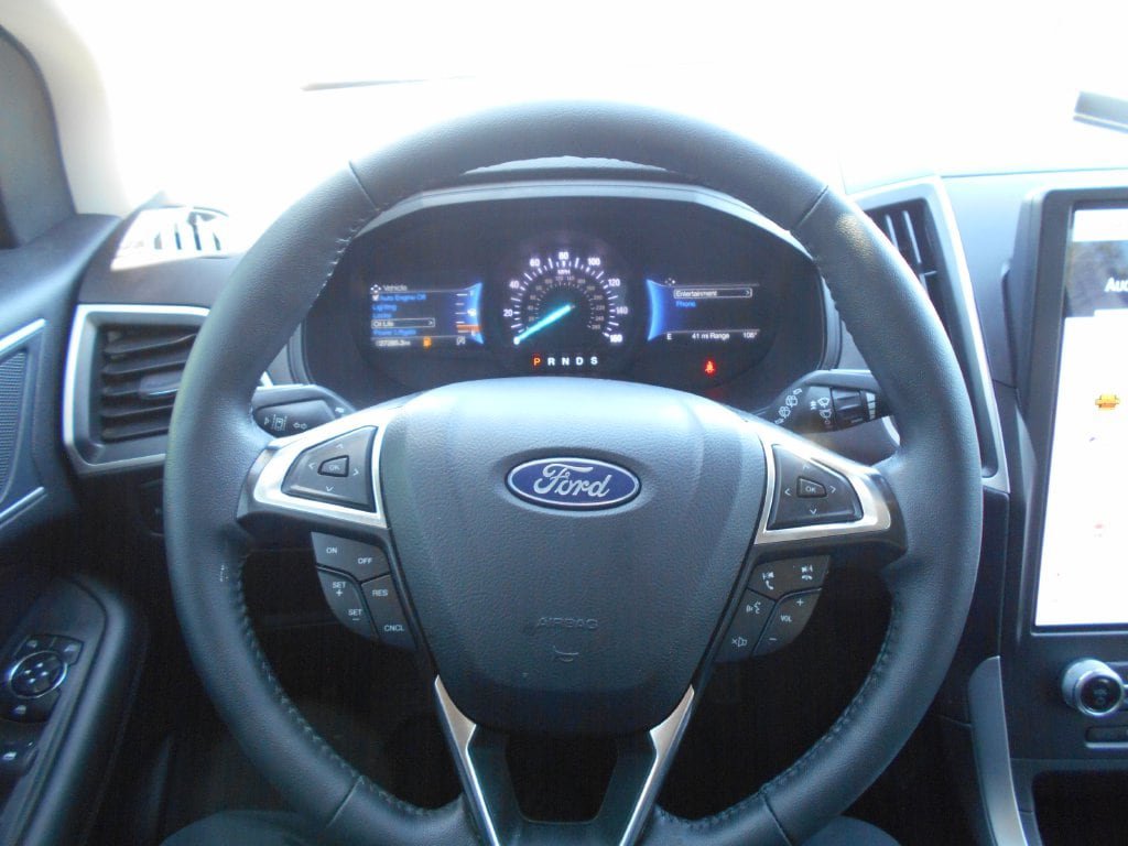 Certified 2024 Ford Edge SEL w/ Convenience Package AWD/4WD image 10