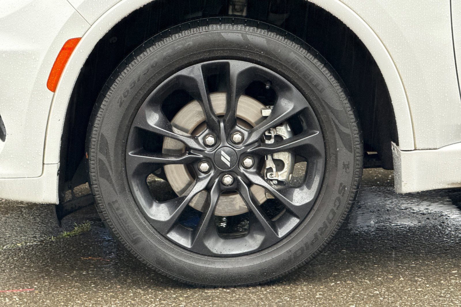 Used 2021 Dodge Durango GT image 29