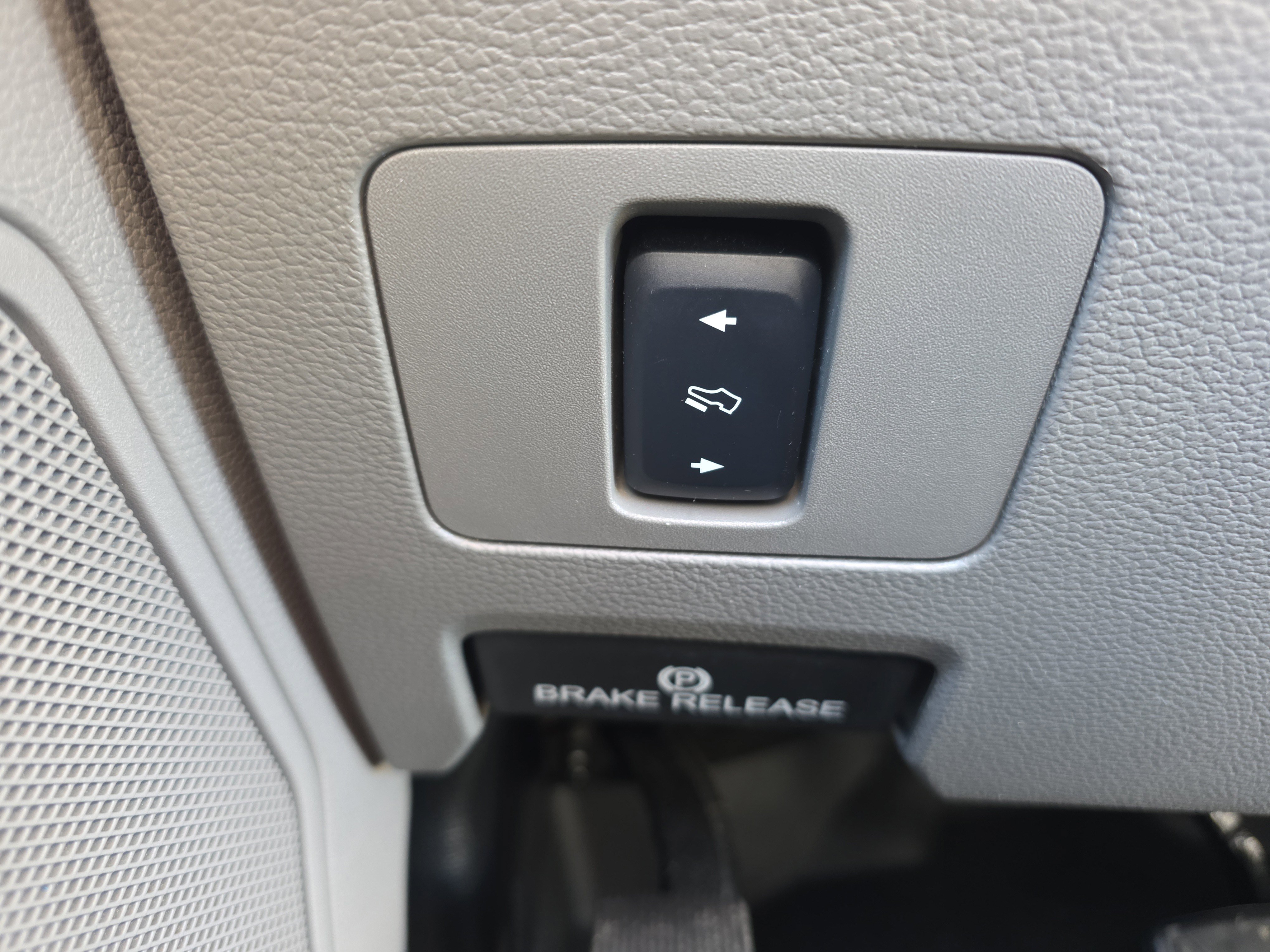 Certified 2018 Ford F250 XLT w/ XLT Premium Package image 38