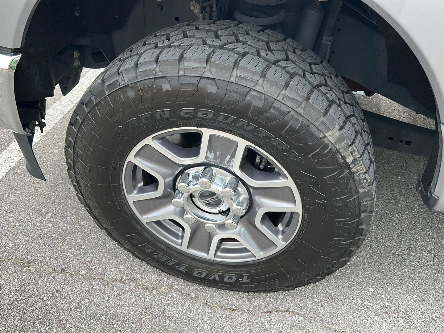 Certified 2023 Ford F250 Lariat AWD/4WD image 9