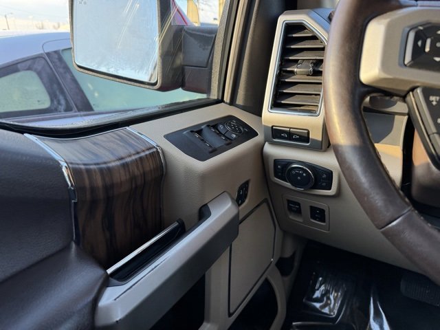 Certified 2019 Ford F150 Lariat w/ Equipment Group 502A Luxury image 31