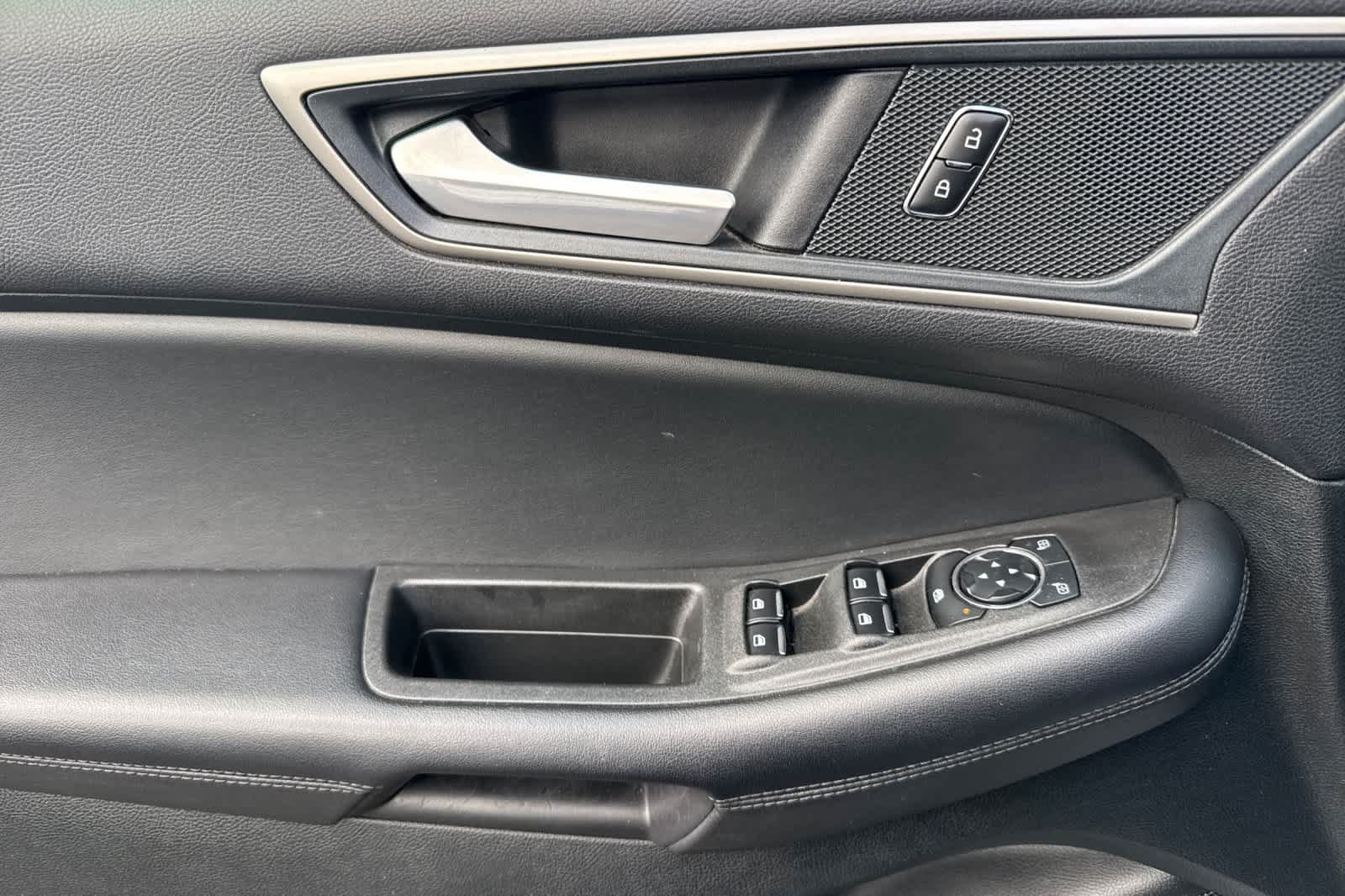 Certified 2024 Ford Edge SEL AWD/4WD image 12