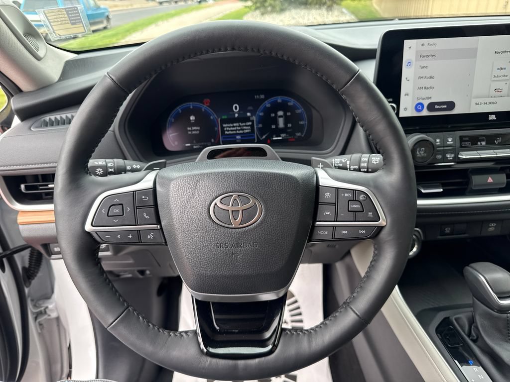 Used 2026 Toyota Grand Highlander AWD image 15