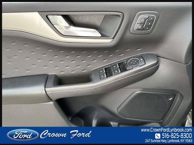 Certified 2020 Ford Escape SEL AWD/4WD image 17