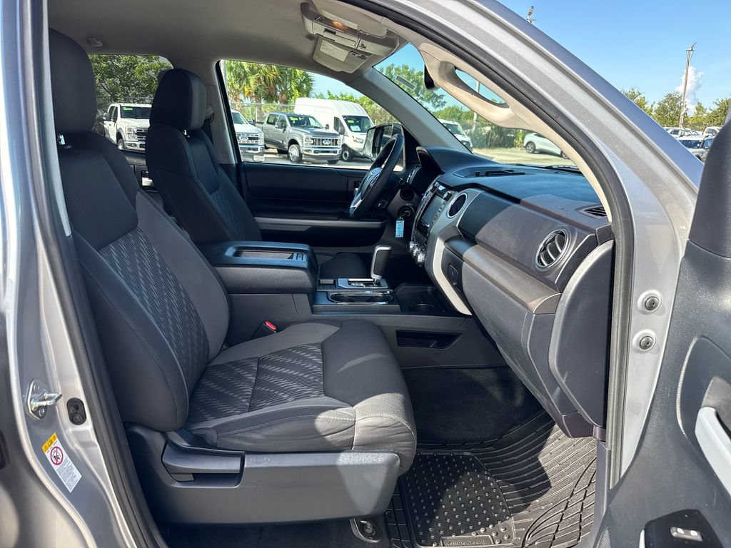 Used 2018 Toyota Tundra SR5 w/ SR5 Upgrade Package RWD image 25