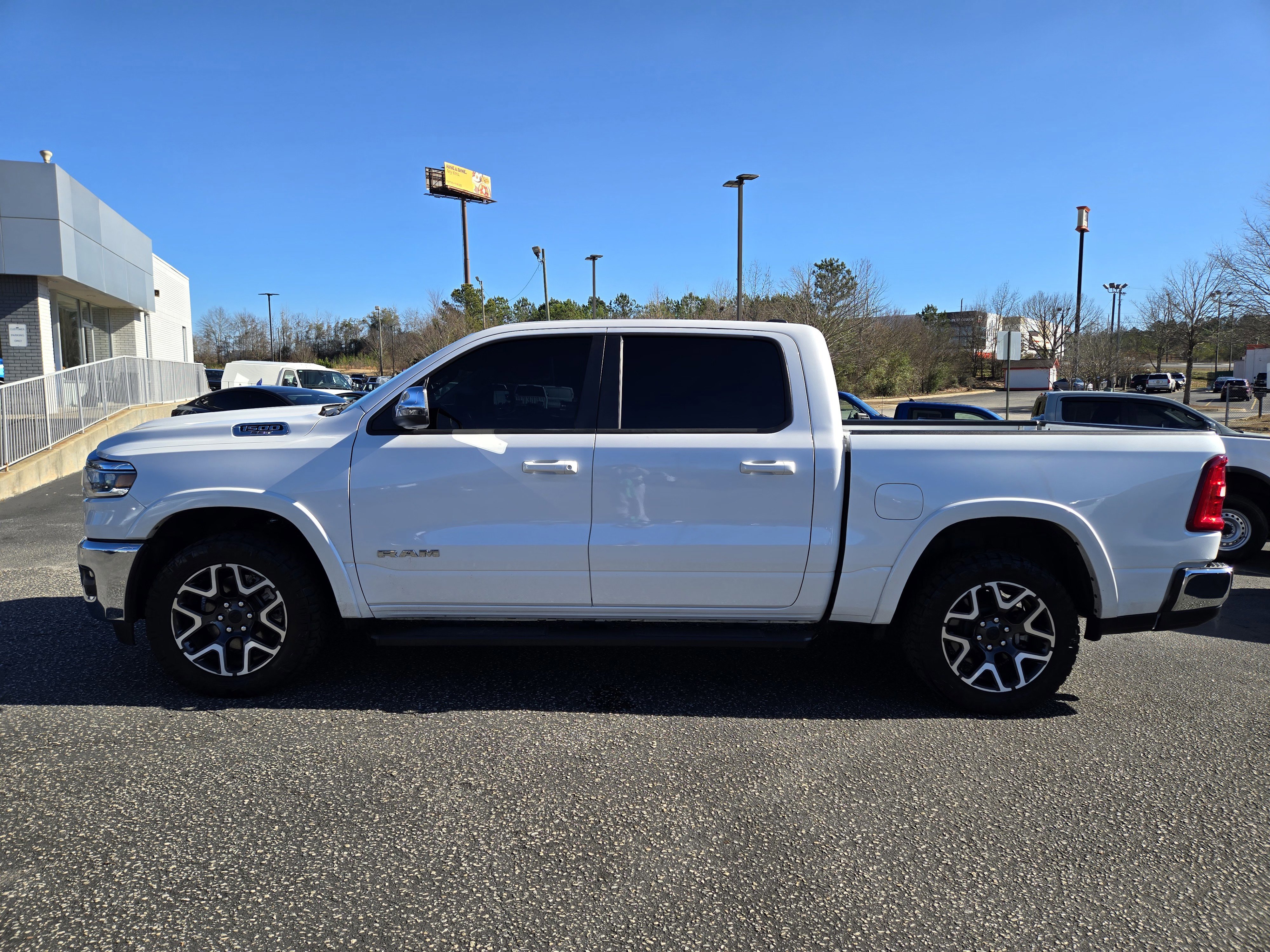 Used 2025 RAM 1500 Laramie image 8