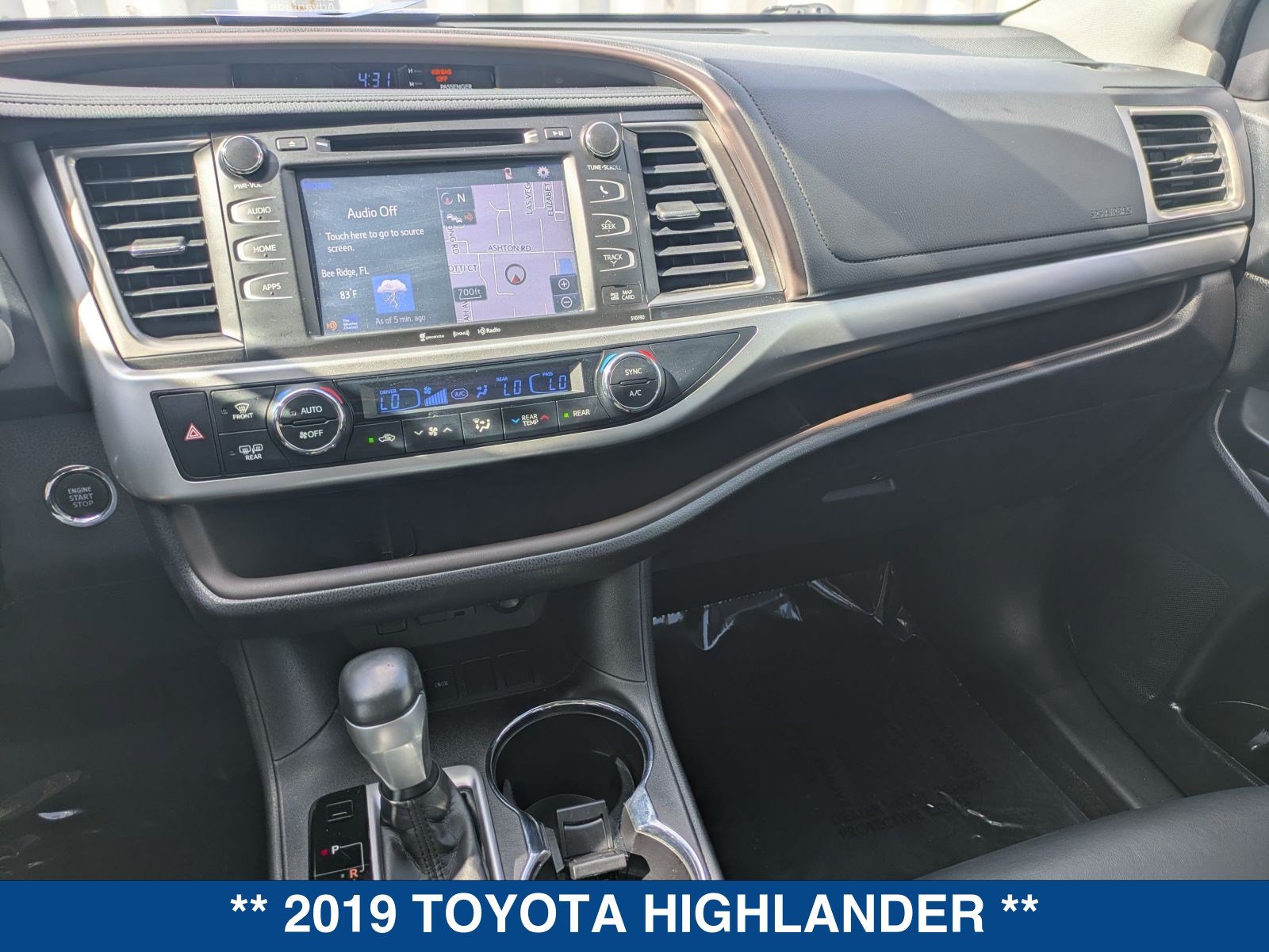 Used 2019 Toyota Highlander XLE FWD image 32