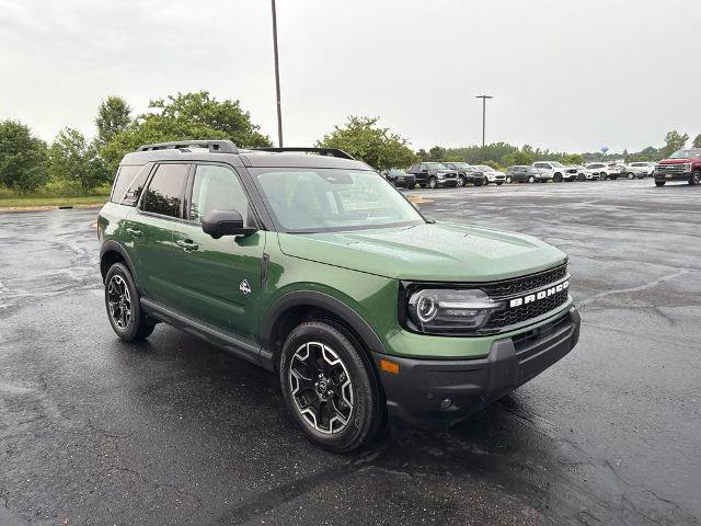 Certified 2025 Ford Bronco Sport Outer Banks w/ Outer Banks Tech Package+ AWD/4WD image 1