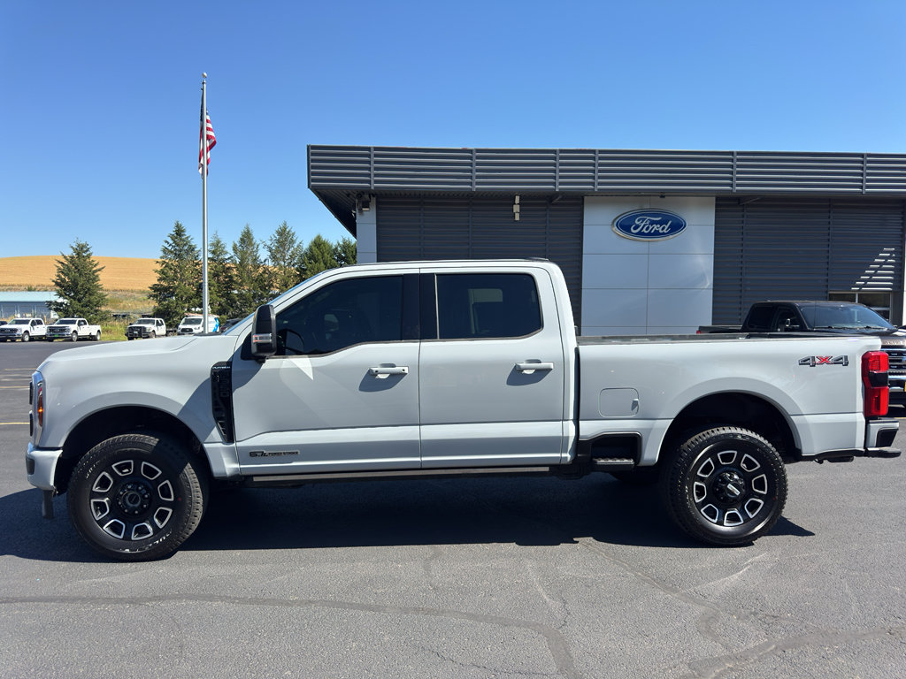 Certified 2026 Ford F350 Platinum AWD/4WD image 3