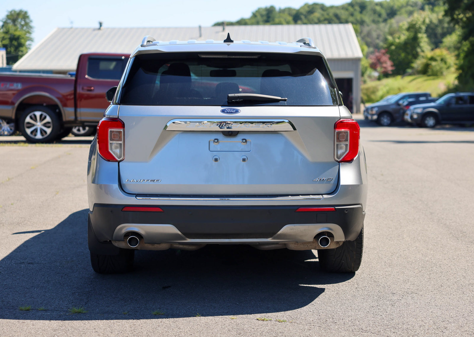 Certified 2023 Ford Explorer Limited w/ Limited Technology Package AWD/4WD image 6