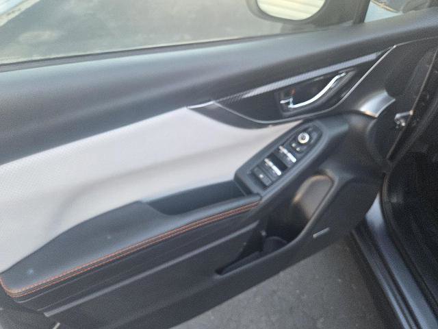 Used 2020 Subaru Crosstrek 2.0i Limited w/ Moonroof Package w/Navigation image 17