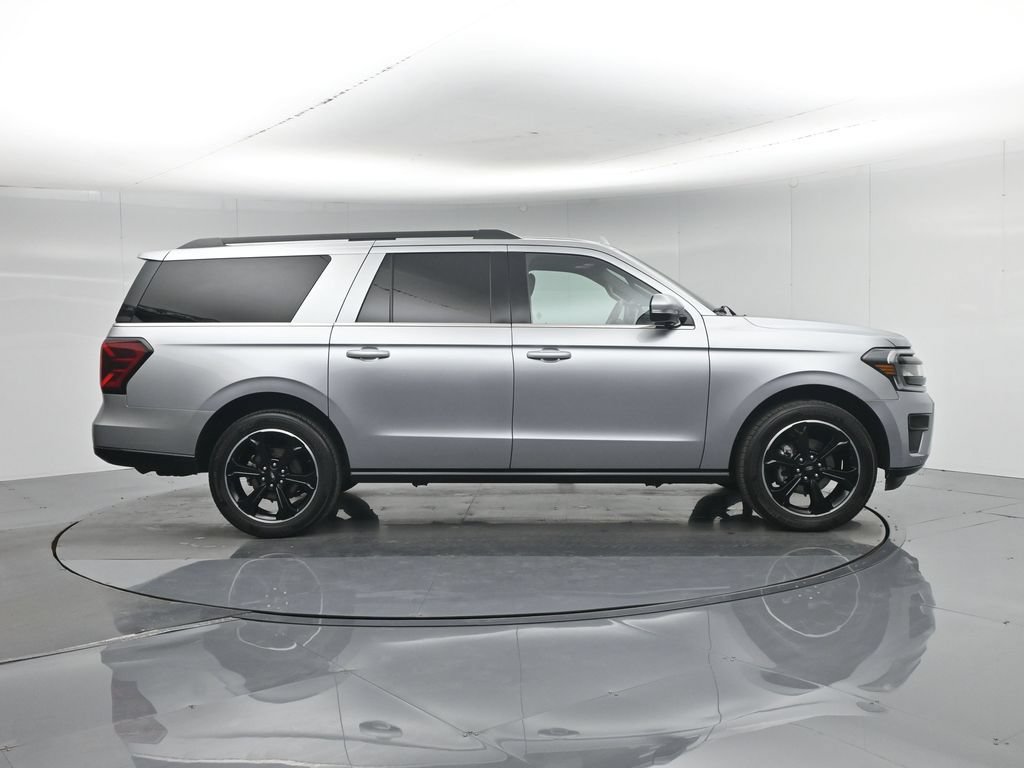 Certified 2022 Ford Expedition Max Limited AWD/4WD image 32