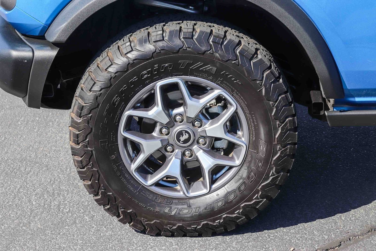 Certified 2025 Ford Bronco Badlands AWD/4WD image 9