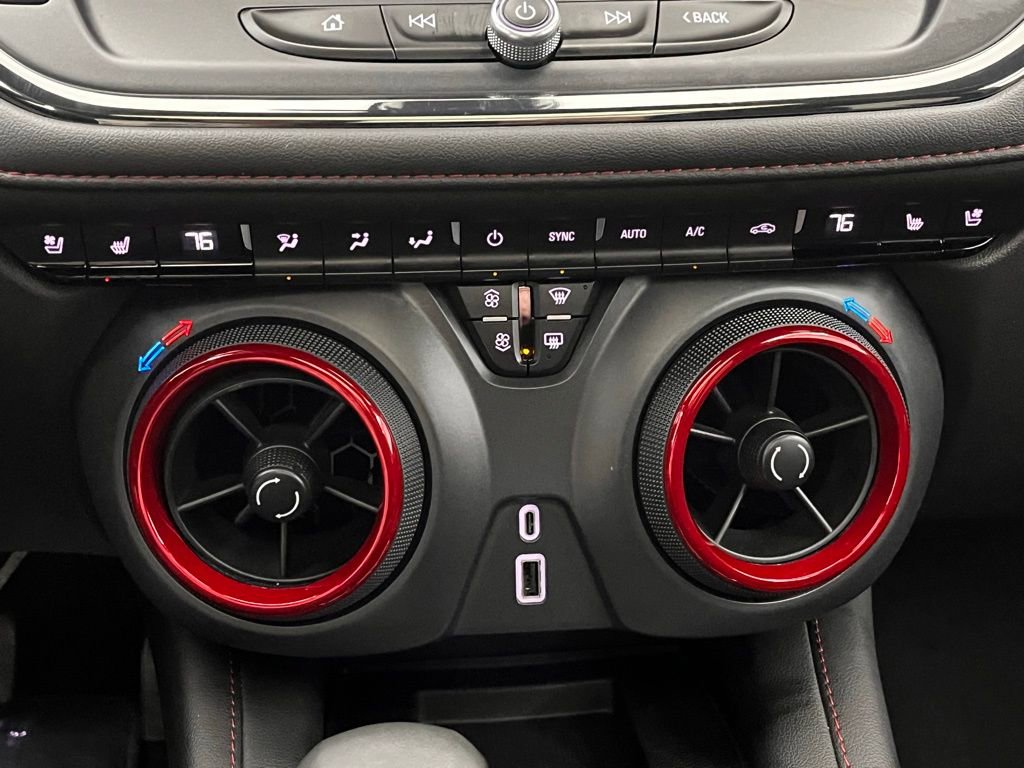 Used 2024 Chevrolet Blazer RS w/ Enhanced Convenience Package image 7