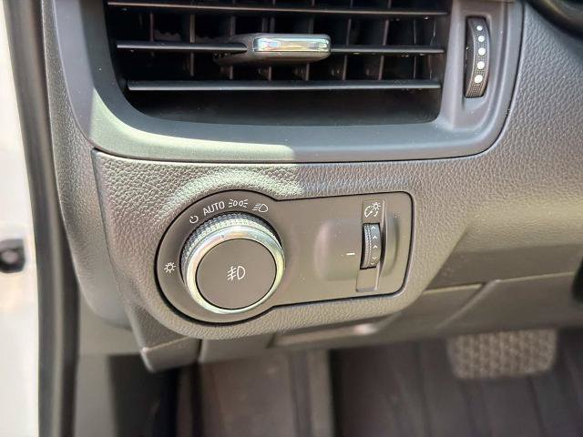 Used 2020 Buick Envision Essence w/ Experience Buick Package FWD image 12