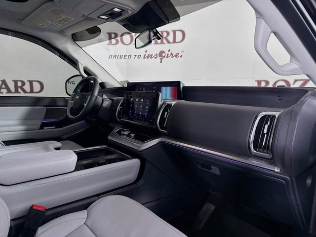 Certified 2025 Ford Expedition Max Platinum w/ Platinum Ultimate Package image 37