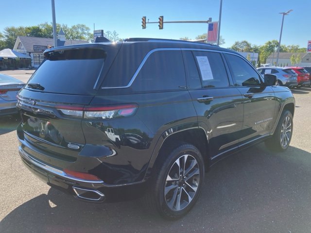 Used 2022 Jeep Grand Cherokee Overland w/ Luxury Tech Group IV image 5