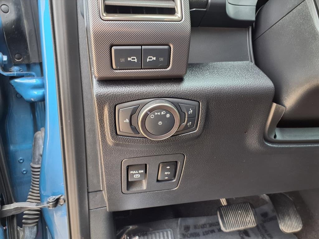 Certified 2019 Ford F150 Raptor w/ Equipment Group 802A Luxury image 24