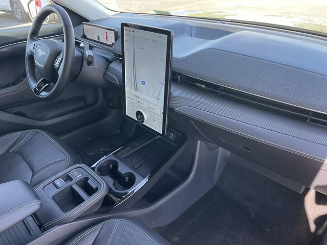 Certified 2025 Ford Mustang Mach-E Premium image 37