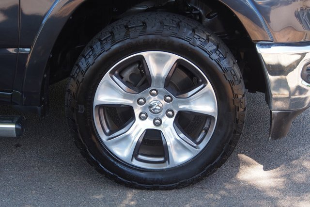 Used 2021 RAM 1500 Laramie AWD/4WD image 10