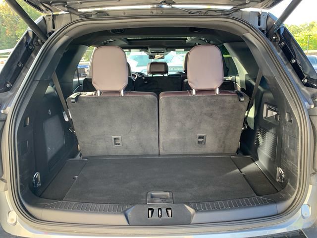 Certified 2025 Ford Explorer Platinum image 15