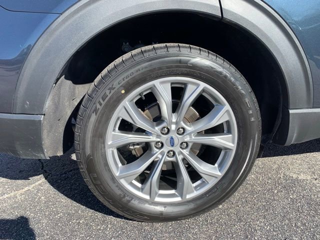 Certified 2023 Ford Explorer XLT w/ Equipment Group 202A image 35