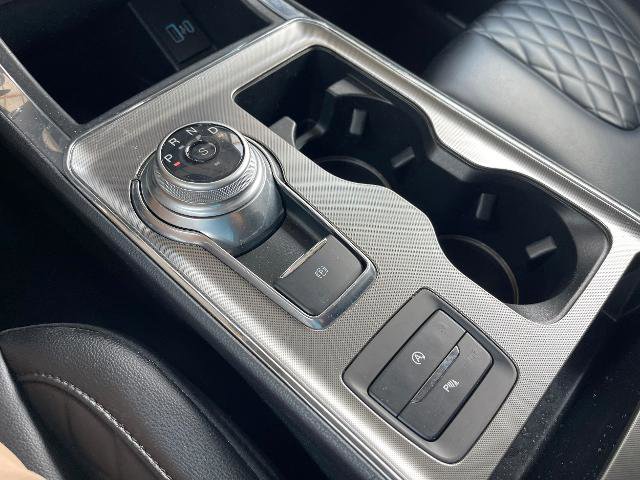Certified 2024 Ford Edge Titanium AWD/4WD image 26