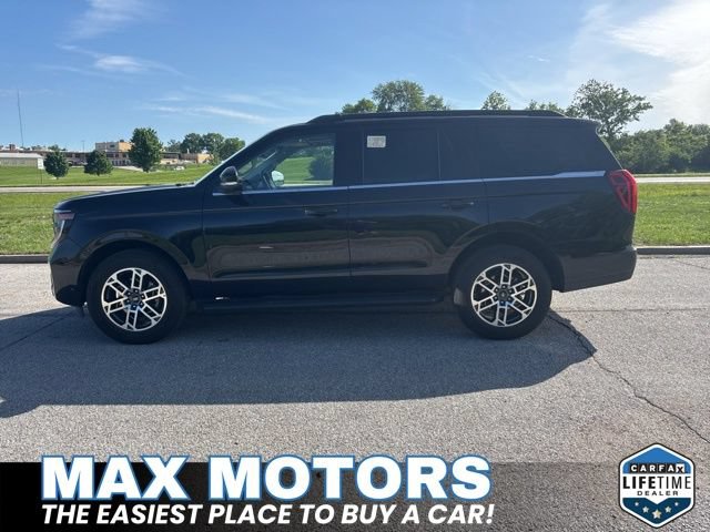 Certified 2025 Ford Expedition Active AWD/4WD image 8