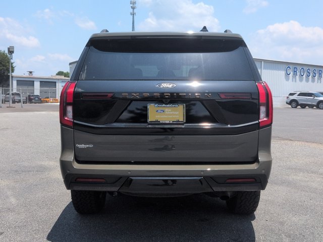 Certified 2025 Ford Expedition Tremor AWD/4WD image 5