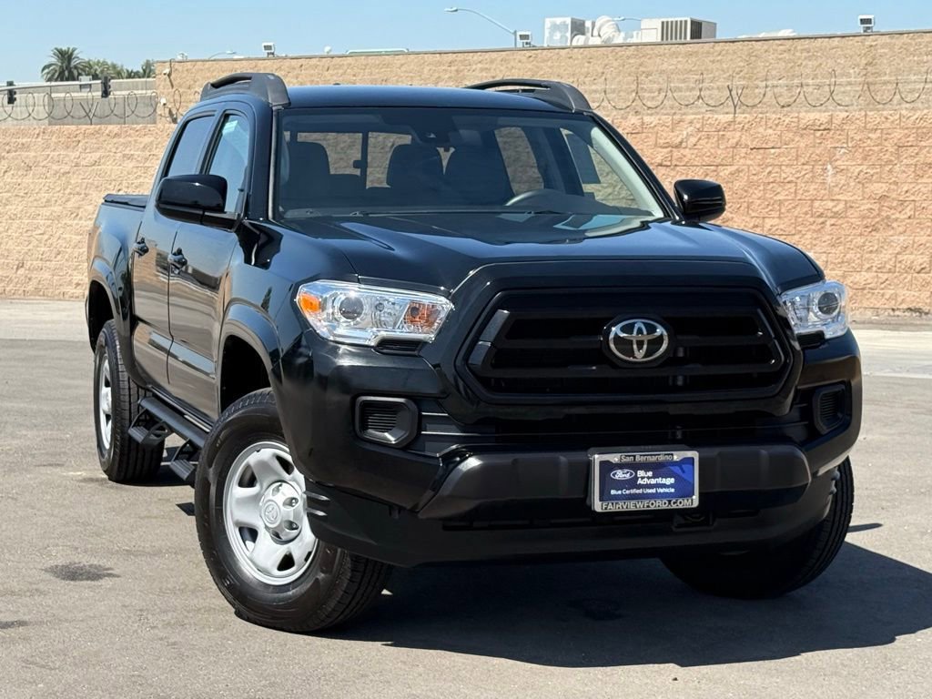 Used 2023 Toyota Tacoma SR image 3