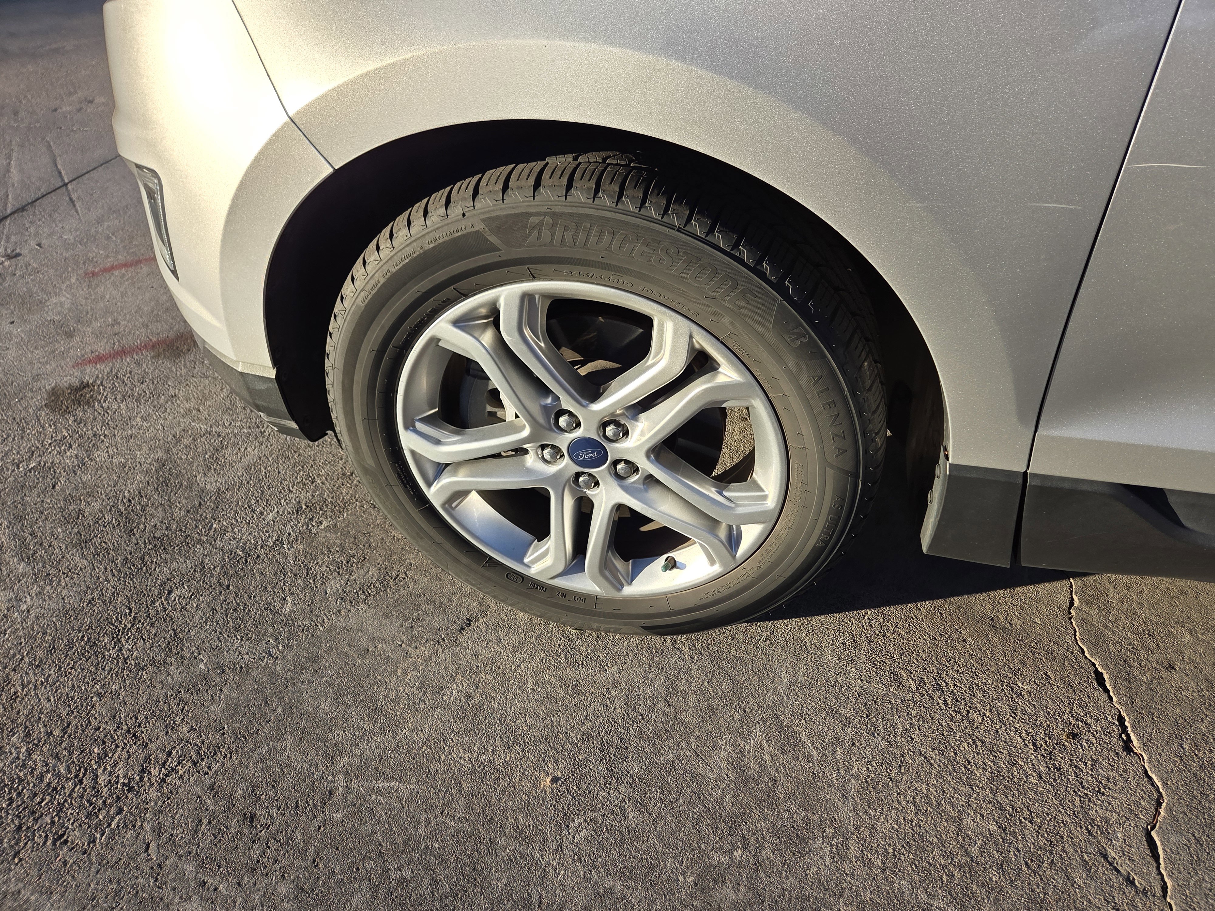 Certified 2018 Ford Edge Titanium image 9