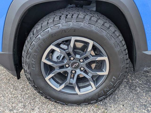Used 2026 Chevrolet Equinox ACTIV w/ Convenience Package III AWD/4WD image 12