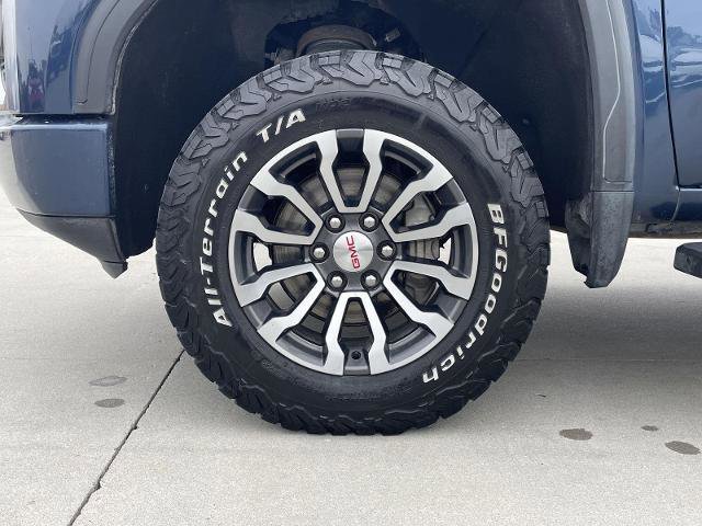 Used 2019 GMC Sierra 1500 AT4 w/ Off Road Performance Package image 10