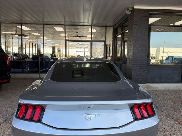 Certified 2024 Ford Mustang Coupe RWD image 5