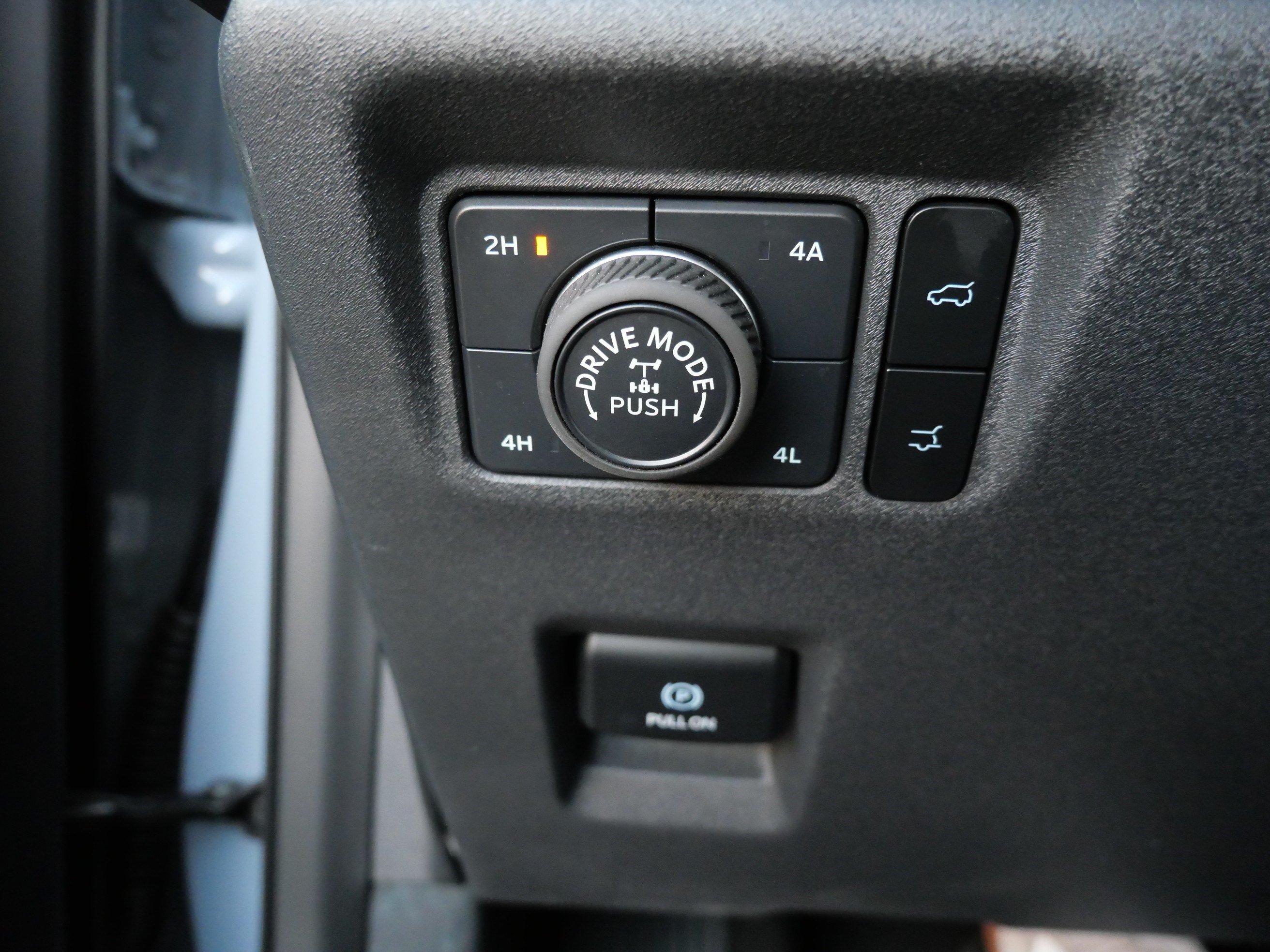 Certified 2025 Ford Expedition Tremor AWD/4WD image 26
