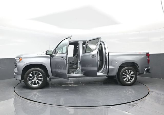 Used 2023 Chevrolet Silverado 1500 LT AWD/4WD image 29