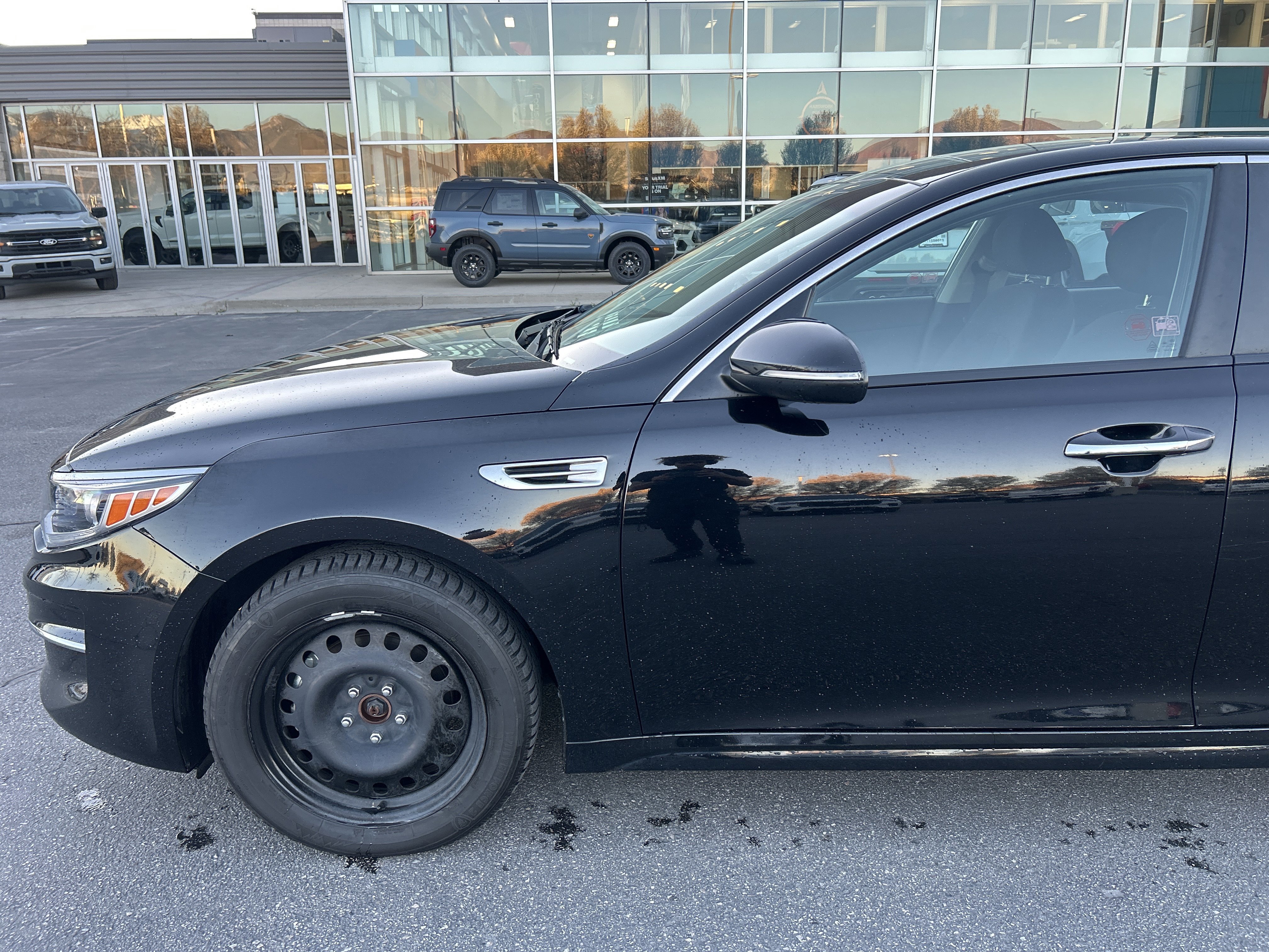 Used 2018 Kia Optima LX w/ 17" Alloy Wheels Package image 9