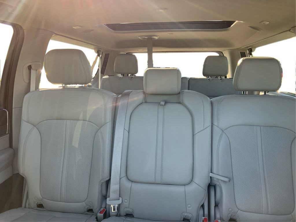 Used 2024 Jeep Wagoneer L Series III w/ Premium Group I AWD/4WD image 15