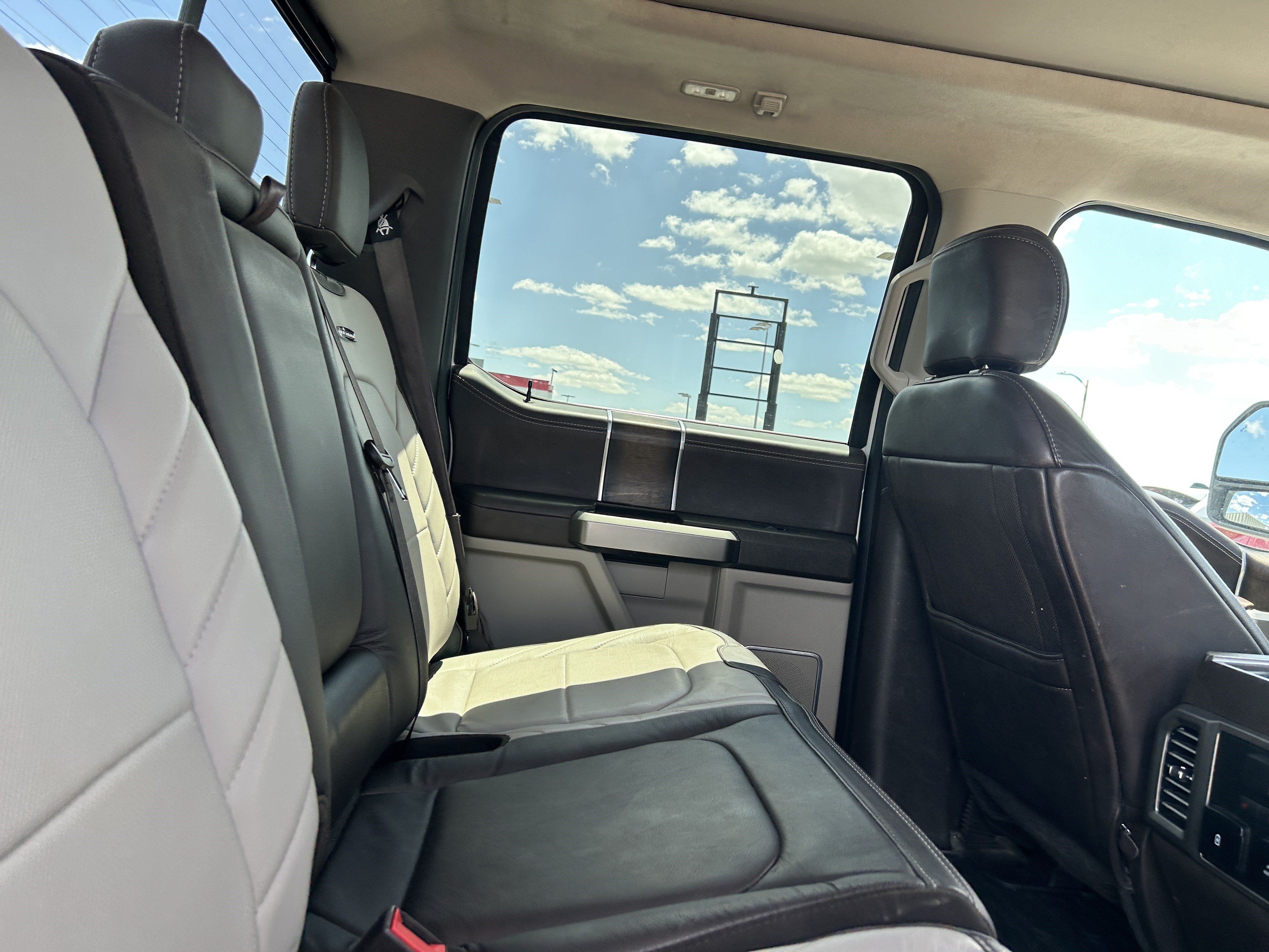 Certified 2019 Ford F350 Limited AWD/4WD image 12