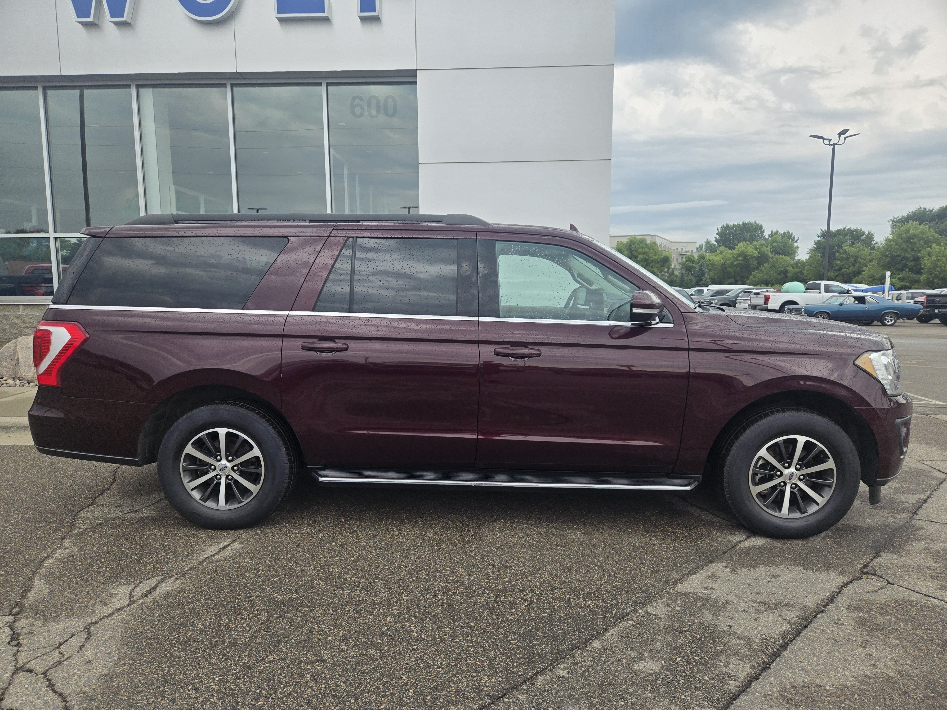 Certified 2020 Ford Expedition Max XLT w/ Equipment Group 202A AWD/4WD image 5