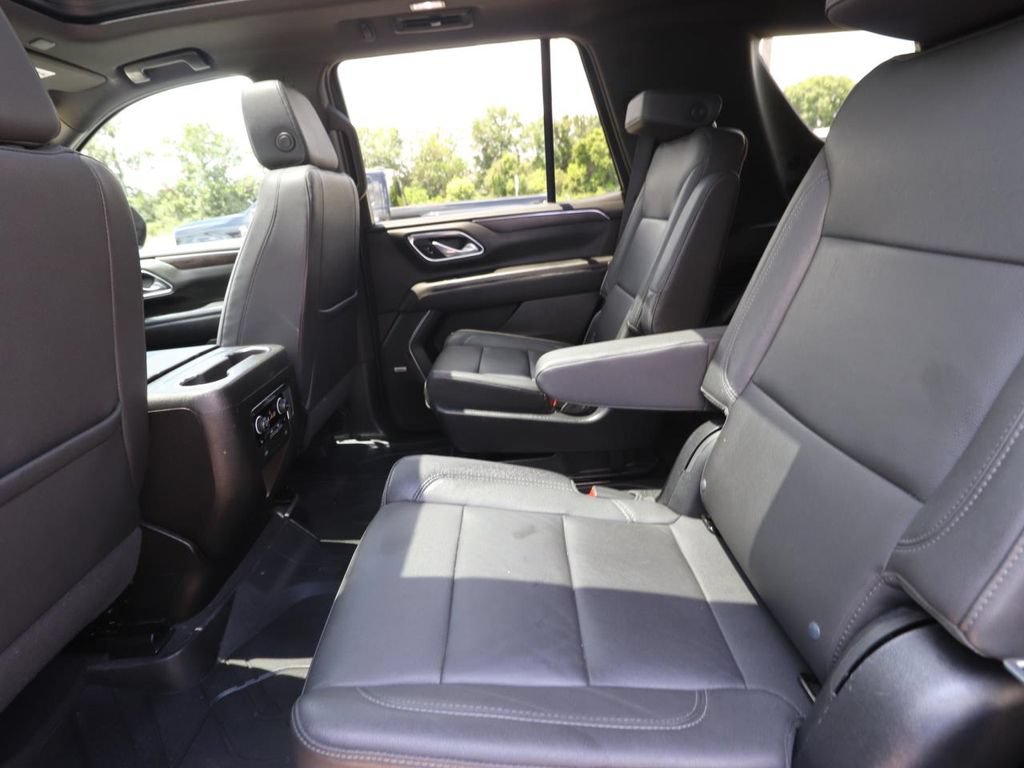 Used 2023 Chevrolet Tahoe LT w/ LT Signature Plus Package AWD/4WD image 14