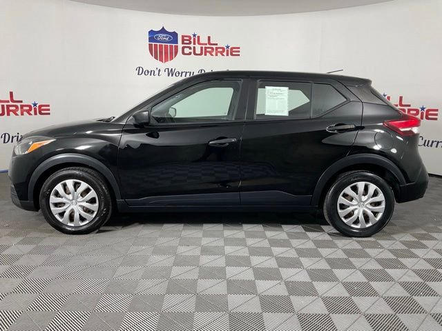 Used 2020 Nissan Kicks S image 6