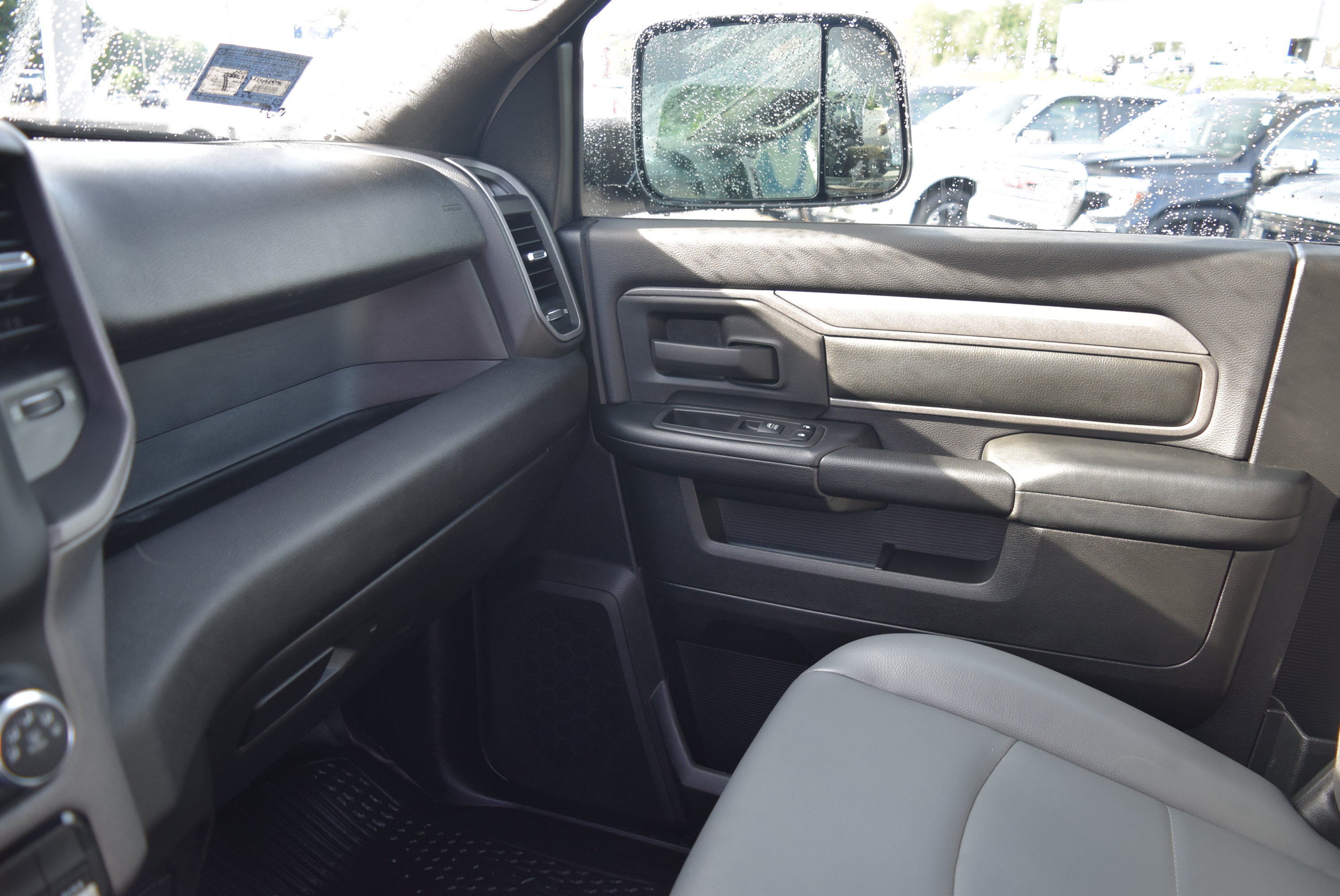 Used 2022 RAM 3500 Tradesman AWD/4WD image 15