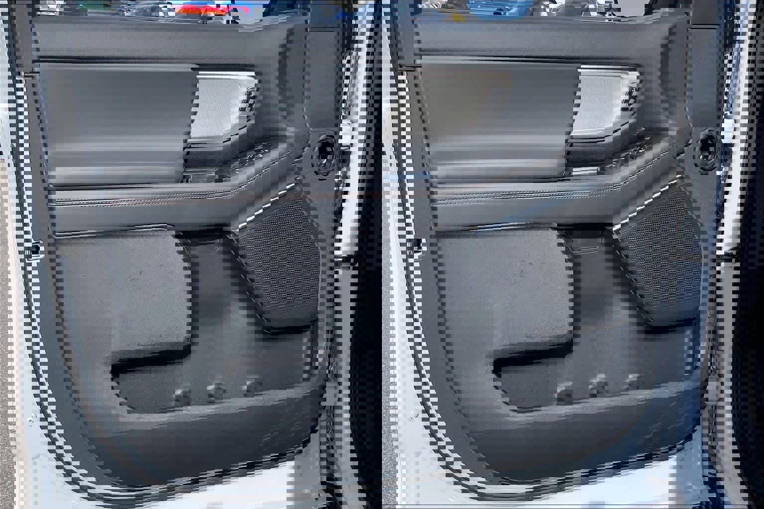 Certified 2025 Ford Expedition Active image 21